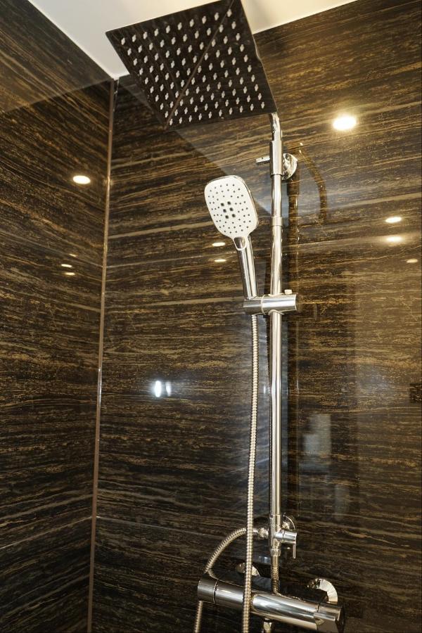 بروكسل Modern Apartment At European Quarter المظهر الخارجي الصورة